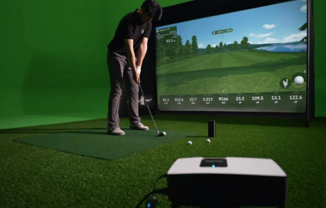 理光投影機助力模擬高爾夫體驗中心,打造極致運動新體驗