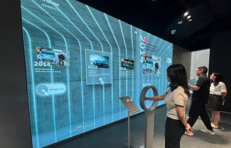 理光商顯案例丨賦能現(xiàn)代汽車上海展廳,打造沉浸式科技觀展新體驗